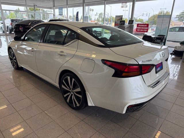 Used 2022 Nissan Altima 2.0 SR FWD image 5