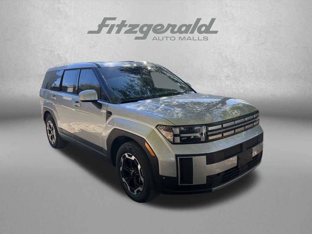 Used 2025 Hyundai Santa Fe SE image 2