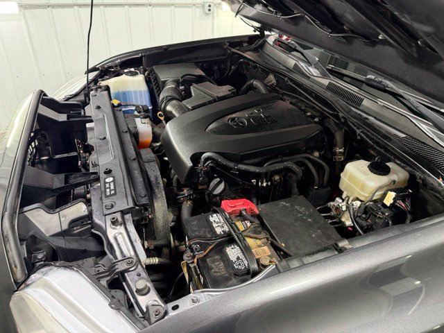 Used 2017 Toyota Tacoma TRD Off-Road w/ Tow Package AWD/4WD image 23