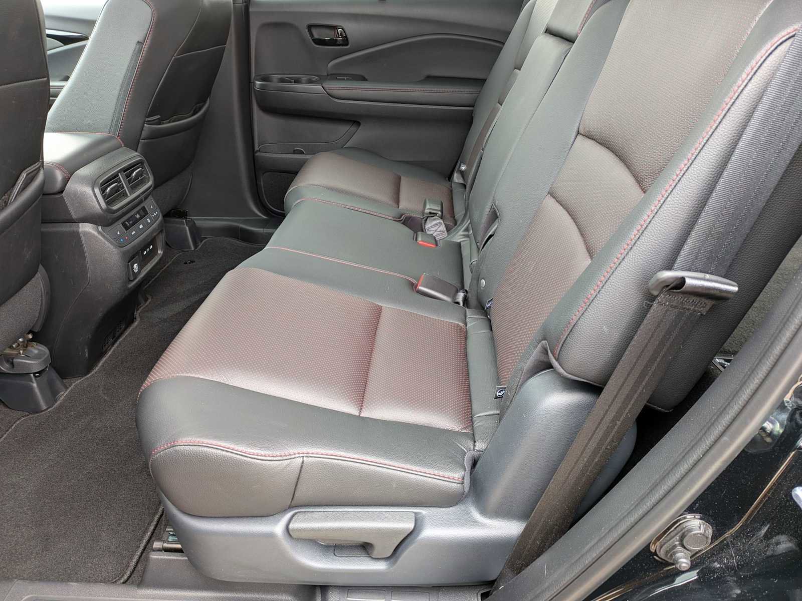 Used 2024 Honda Passport Black Edition image 20