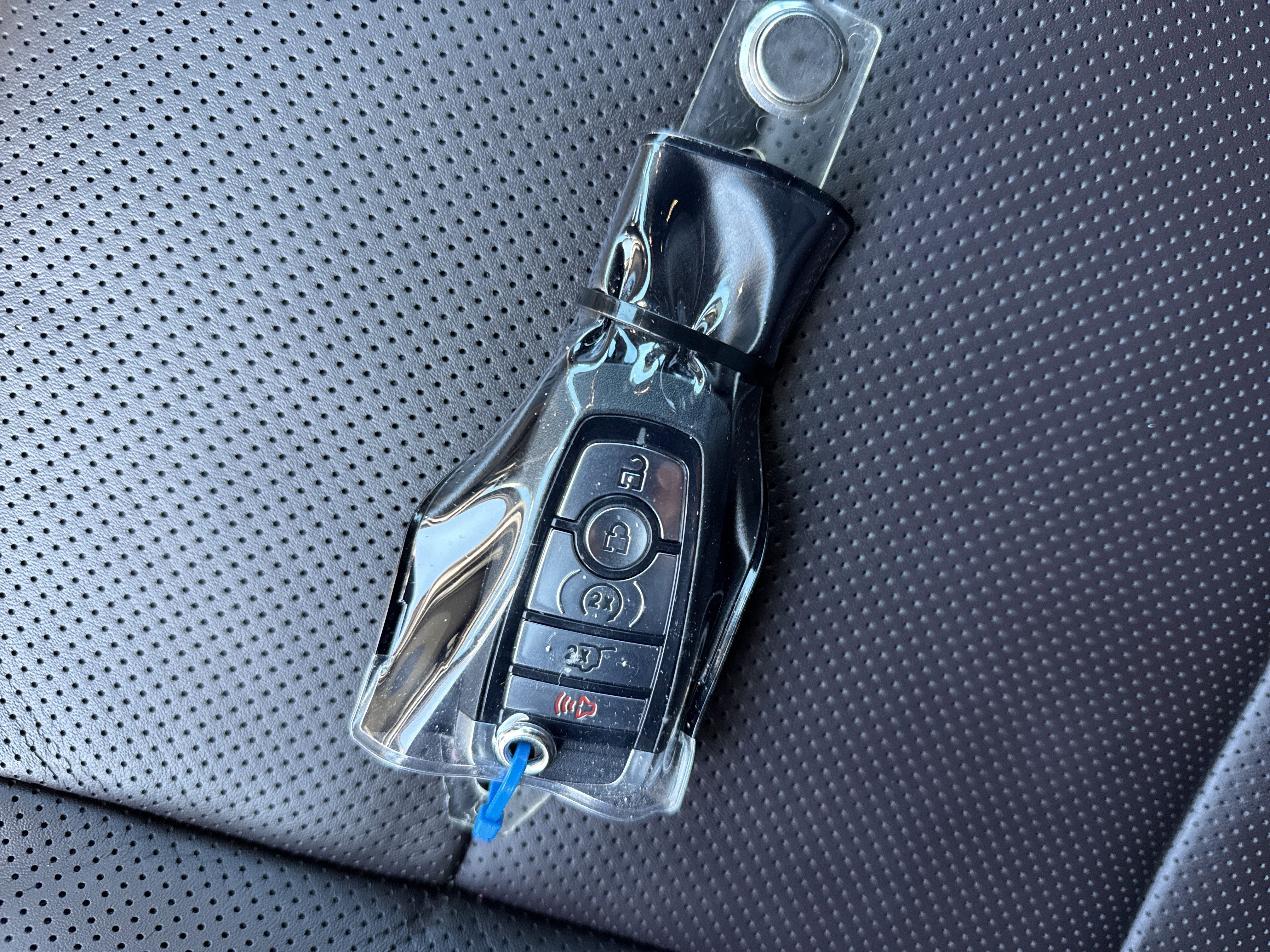 Used 2025 Ford Explorer Platinum w/ LUX Leather Package image 38