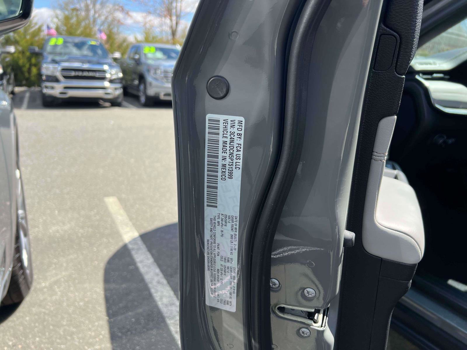 Used 2023 Jeep Compass Limited image 21