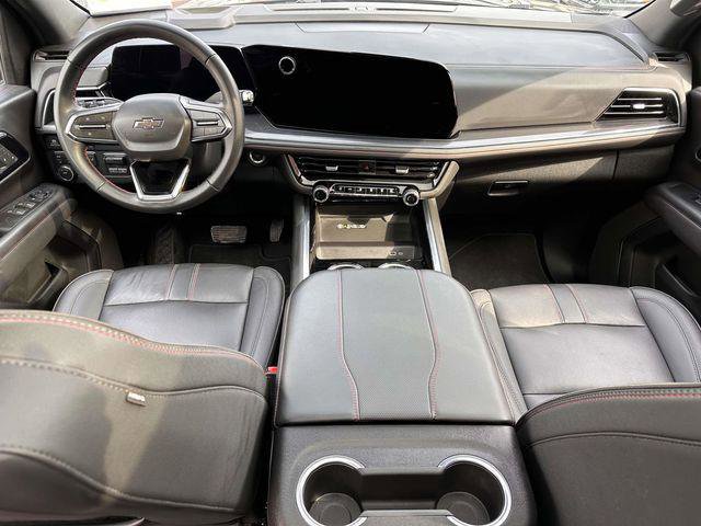 Used 2025 Chevrolet Suburban RST w/ Sun And Tow Package image 14