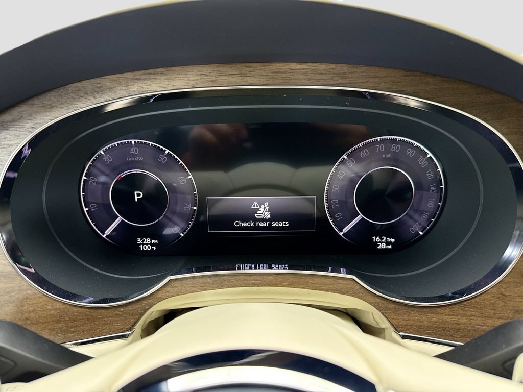 New 2026 Bentley Bentayga Extended Wheelbase AWD/4WD image 33