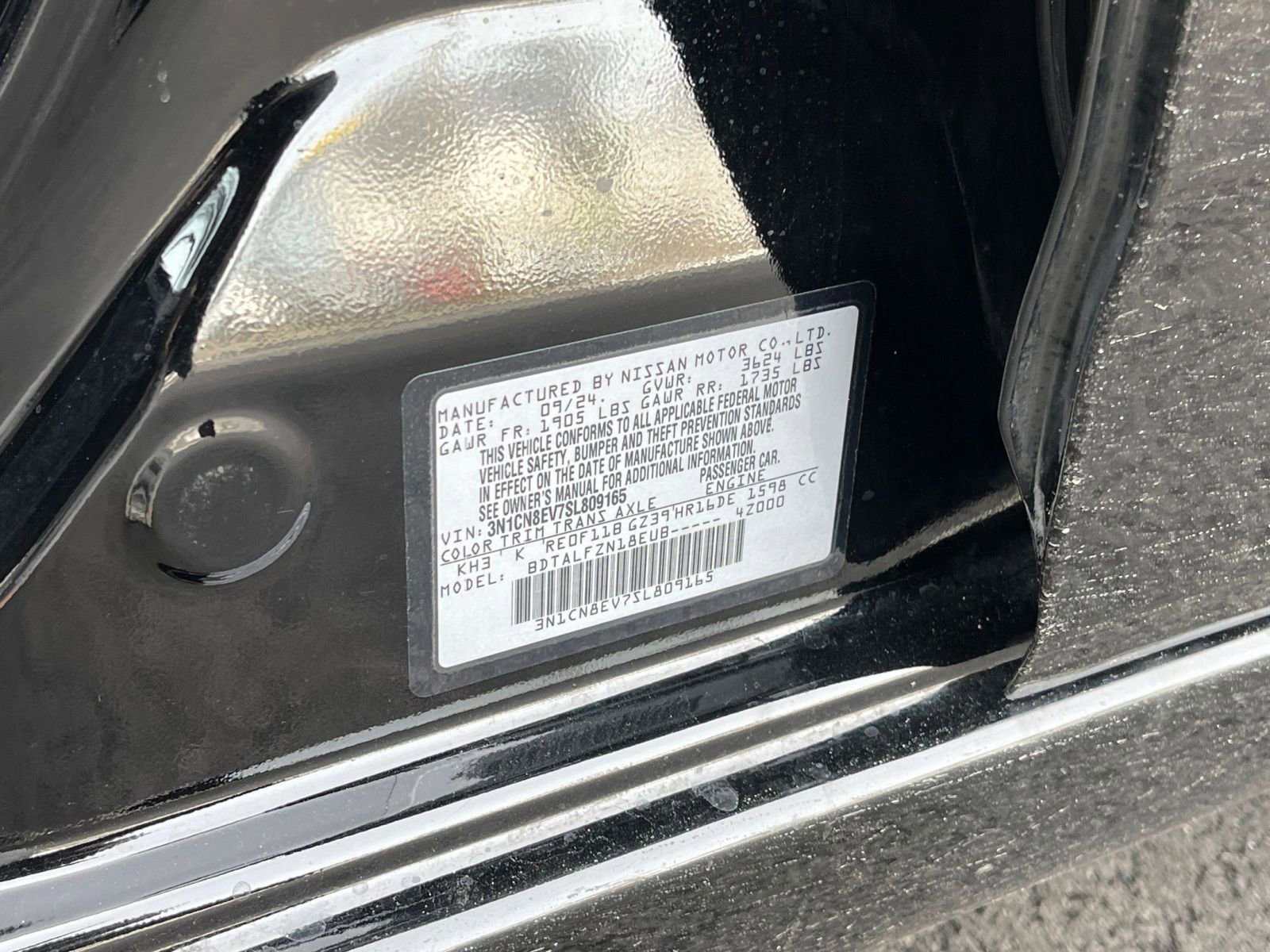 Used 2025 Nissan Versa SV image 25