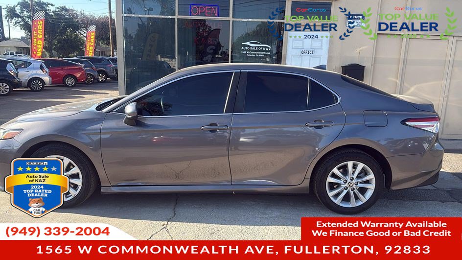 Used 2020 Toyota Camry LE FWD image 7