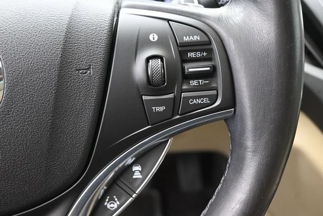 Used 2017 Acura MDX w/ Advance Package FWD image 7