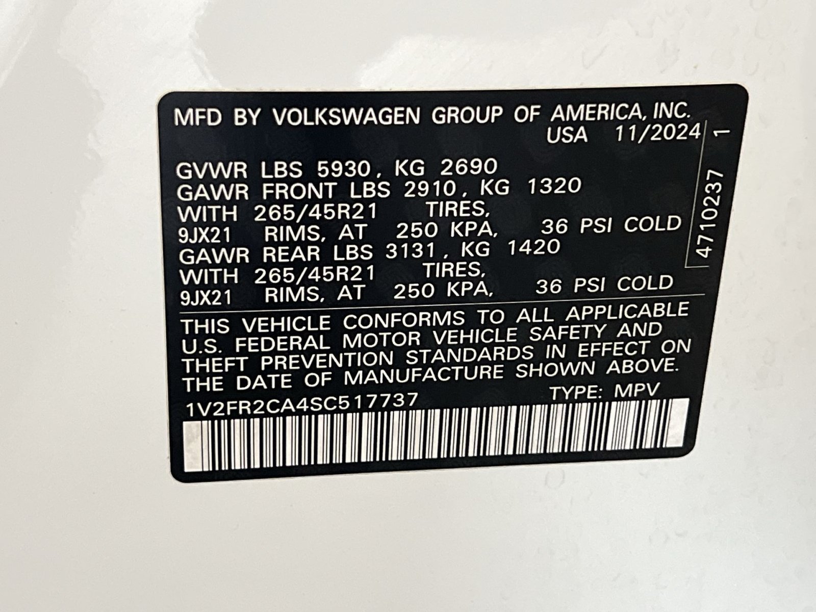 Used 2025 Volkswagen Atlas SEL Premium R-Line AWD/4WD image 41