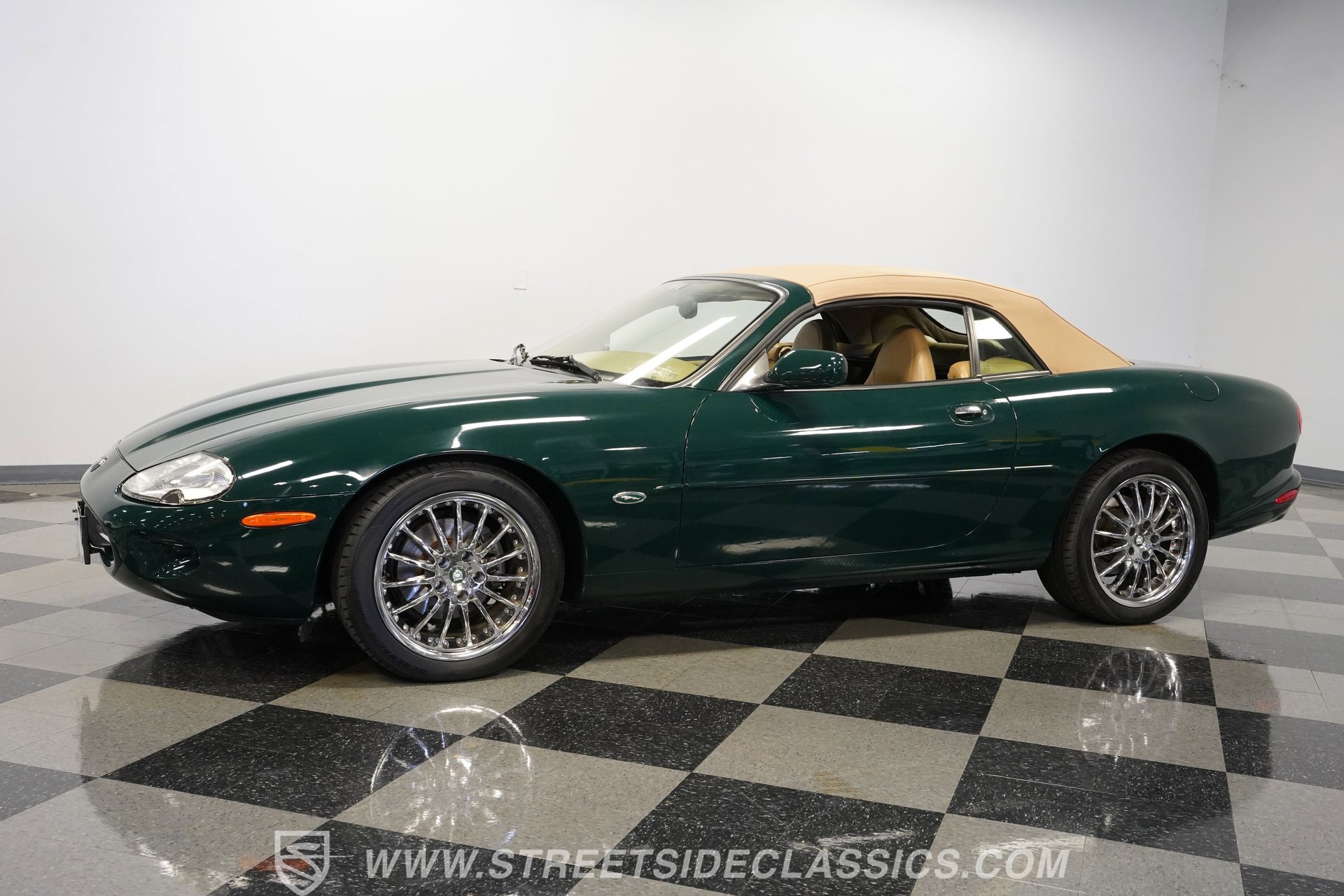 Used 1997 Jaguar XK8 Convertible RWD image 7