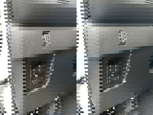 Used 2024 Chevrolet Colorado W/T w/ WT Convenience Package II image 21