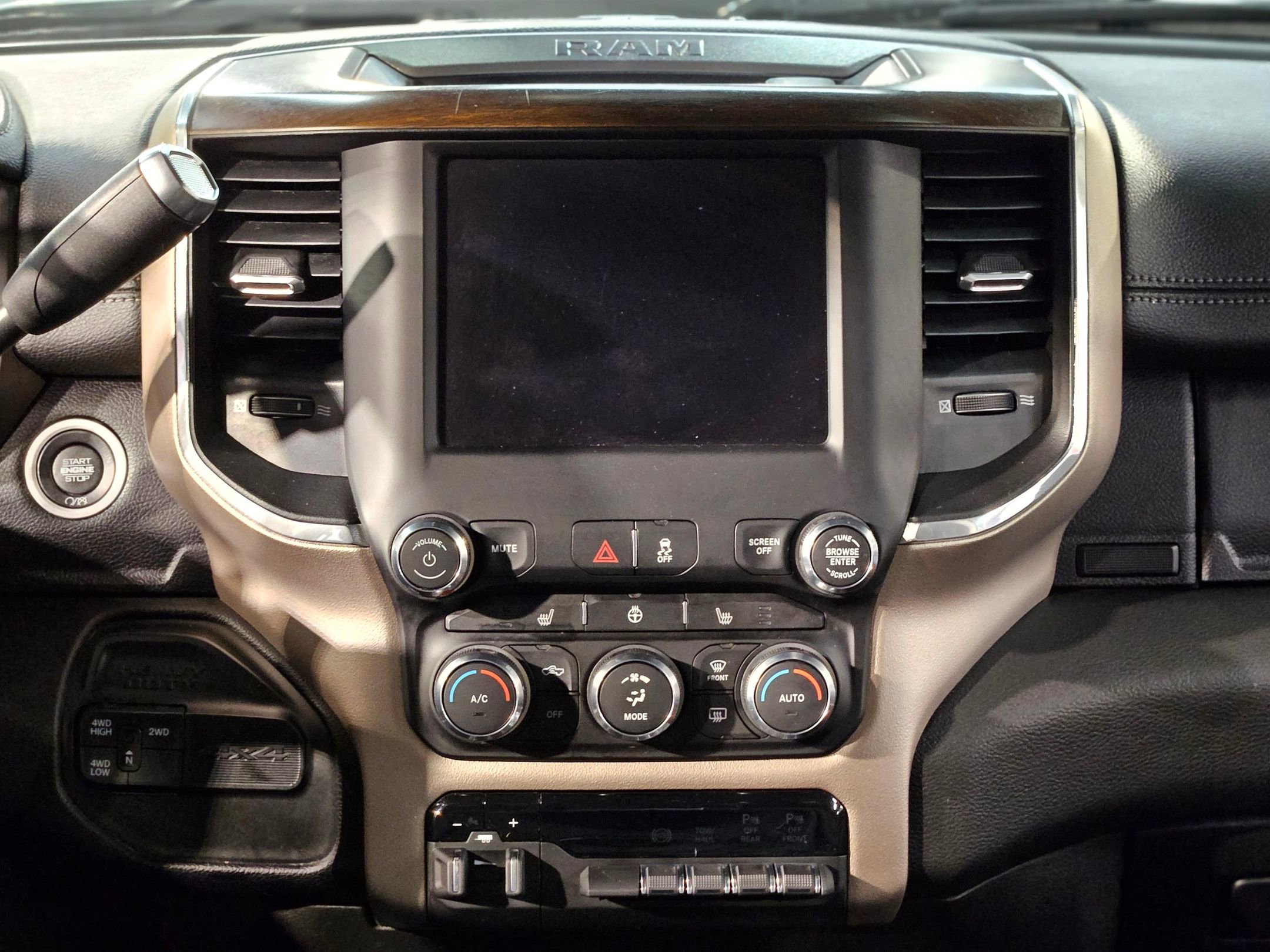 Used 2022 RAM 2500 Laramie image 16