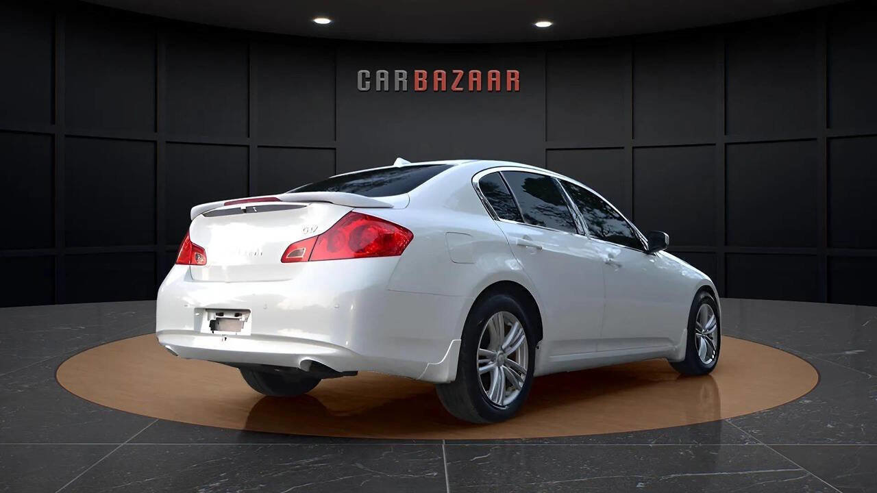 Used 2013 INFINITI G37 Journey w/ Premium Pkg image 7