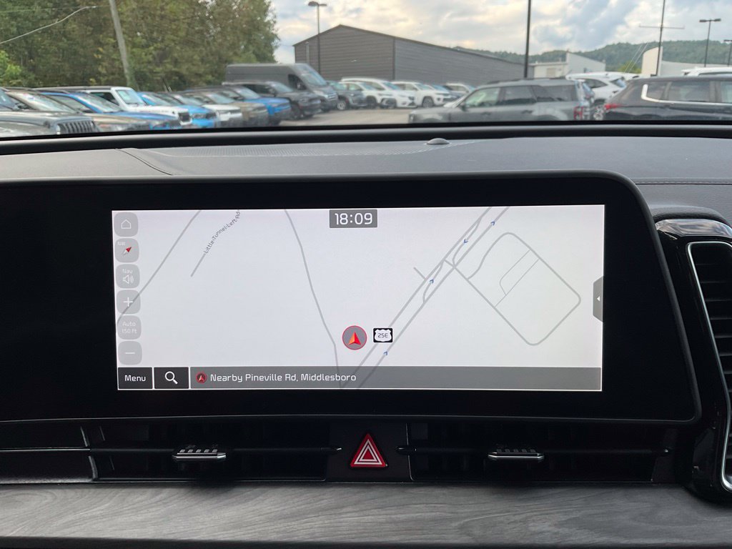 Used 2025 Kia Sportage X-Line AWD/4WD image 17