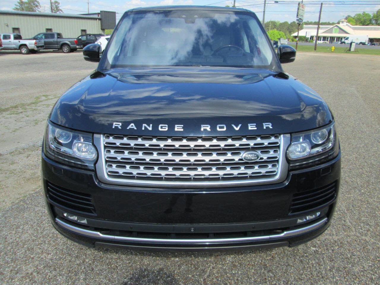 Used 2017 Land Rover Range Rover Supercharged image 35