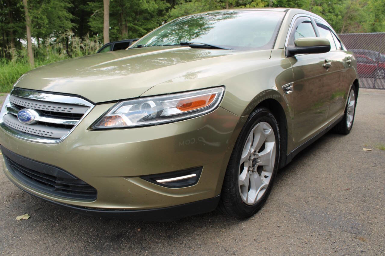 Used 2012 Ford Taurus SEL FWD image 29