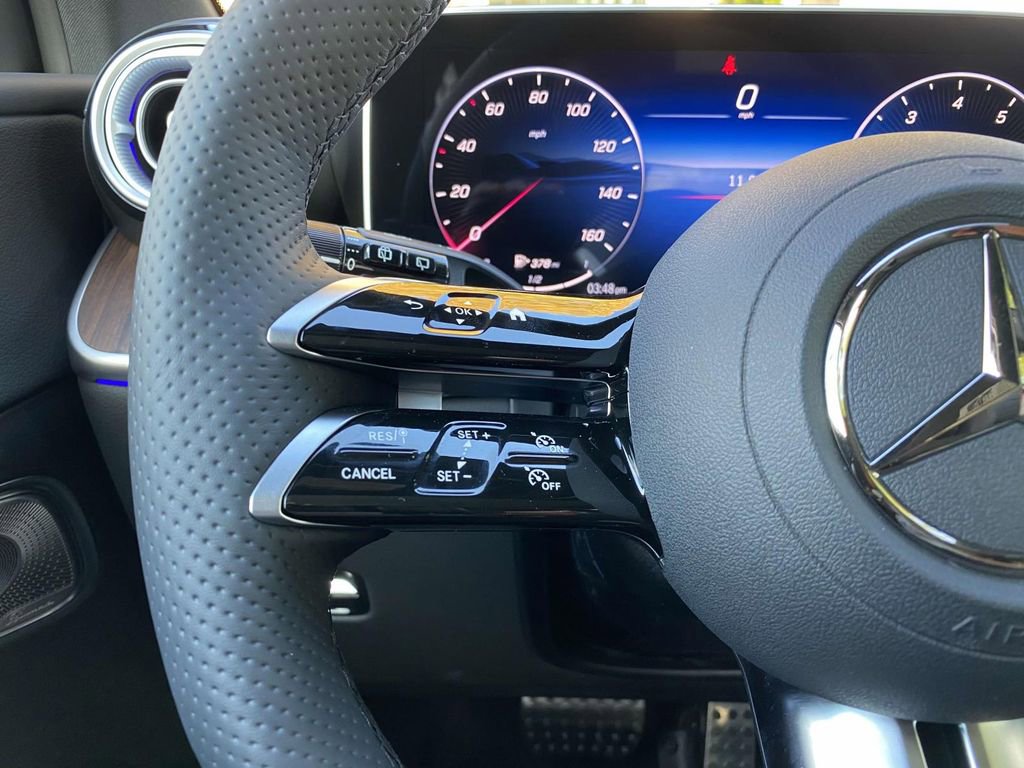 Certified 2025 Mercedes-Benz GLC 300 image 26