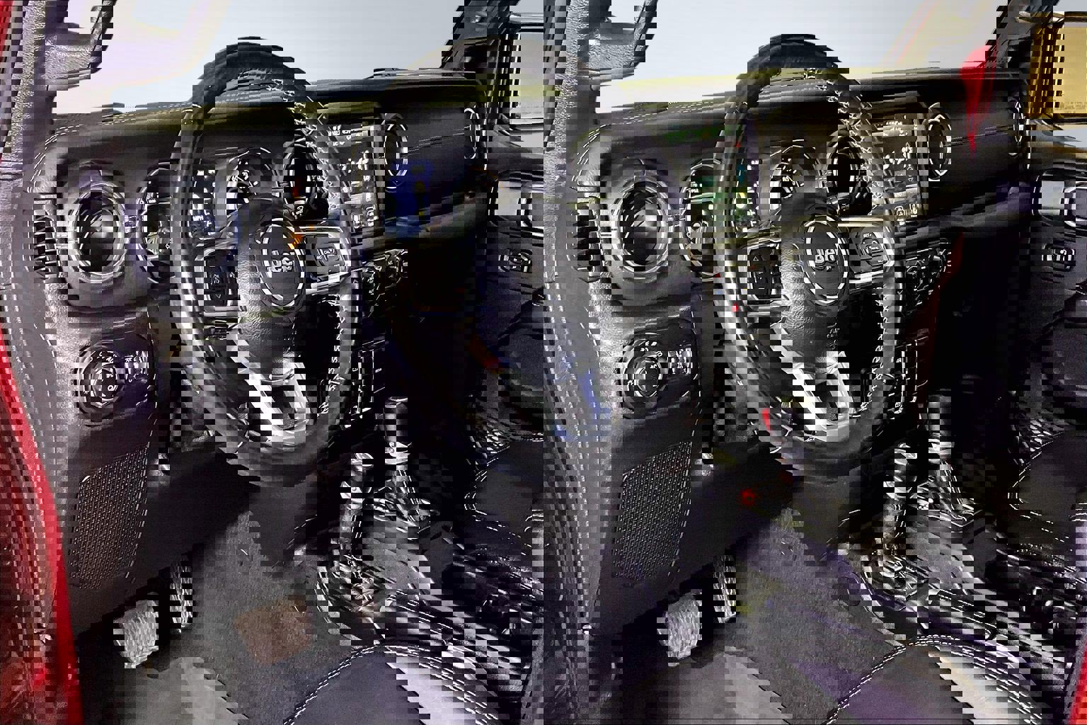 Used 2021 Jeep Gladiator Overland w/ Popular Equipment Package image 17