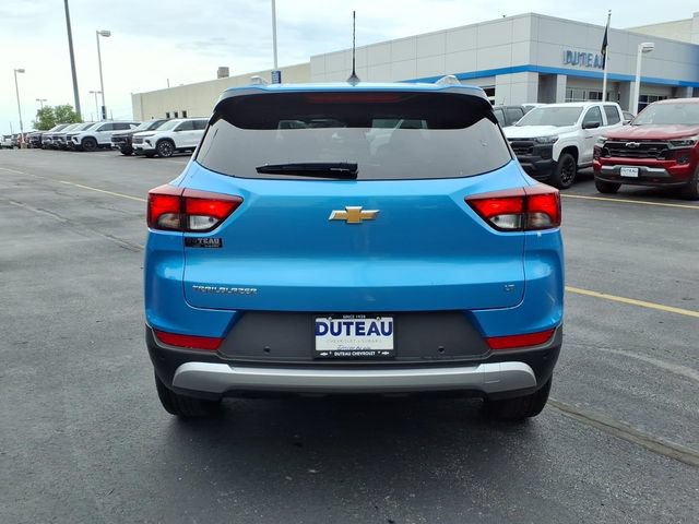 New 2026 Chevrolet TrailBlazer LT w/ Driver Confidence Package FWD image 6