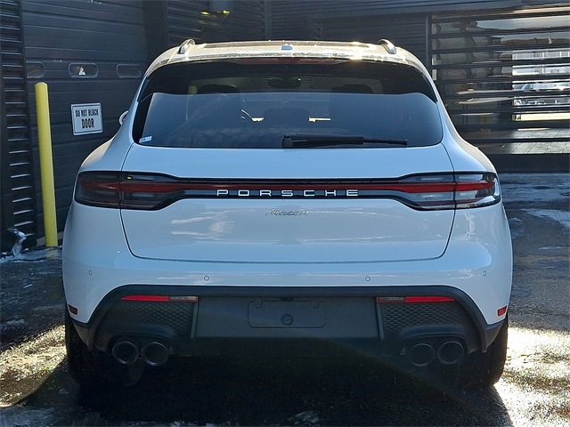 Used 2025 Porsche Macan image 6