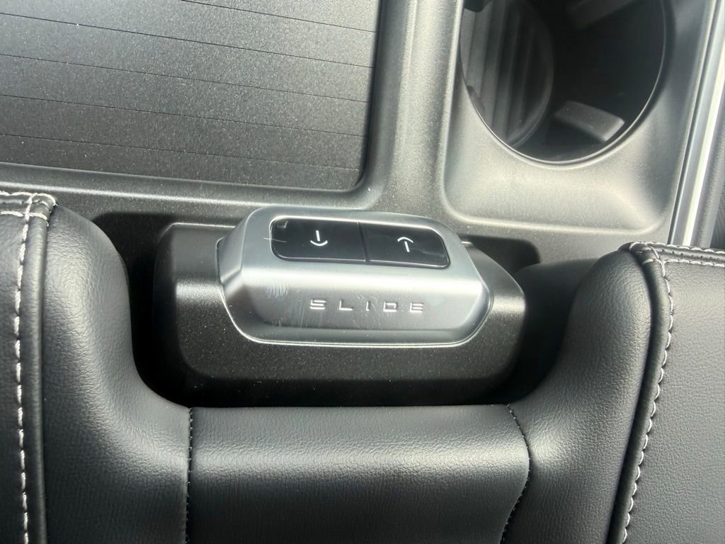 New 2026 Ford Expedition Max Platinum image 23