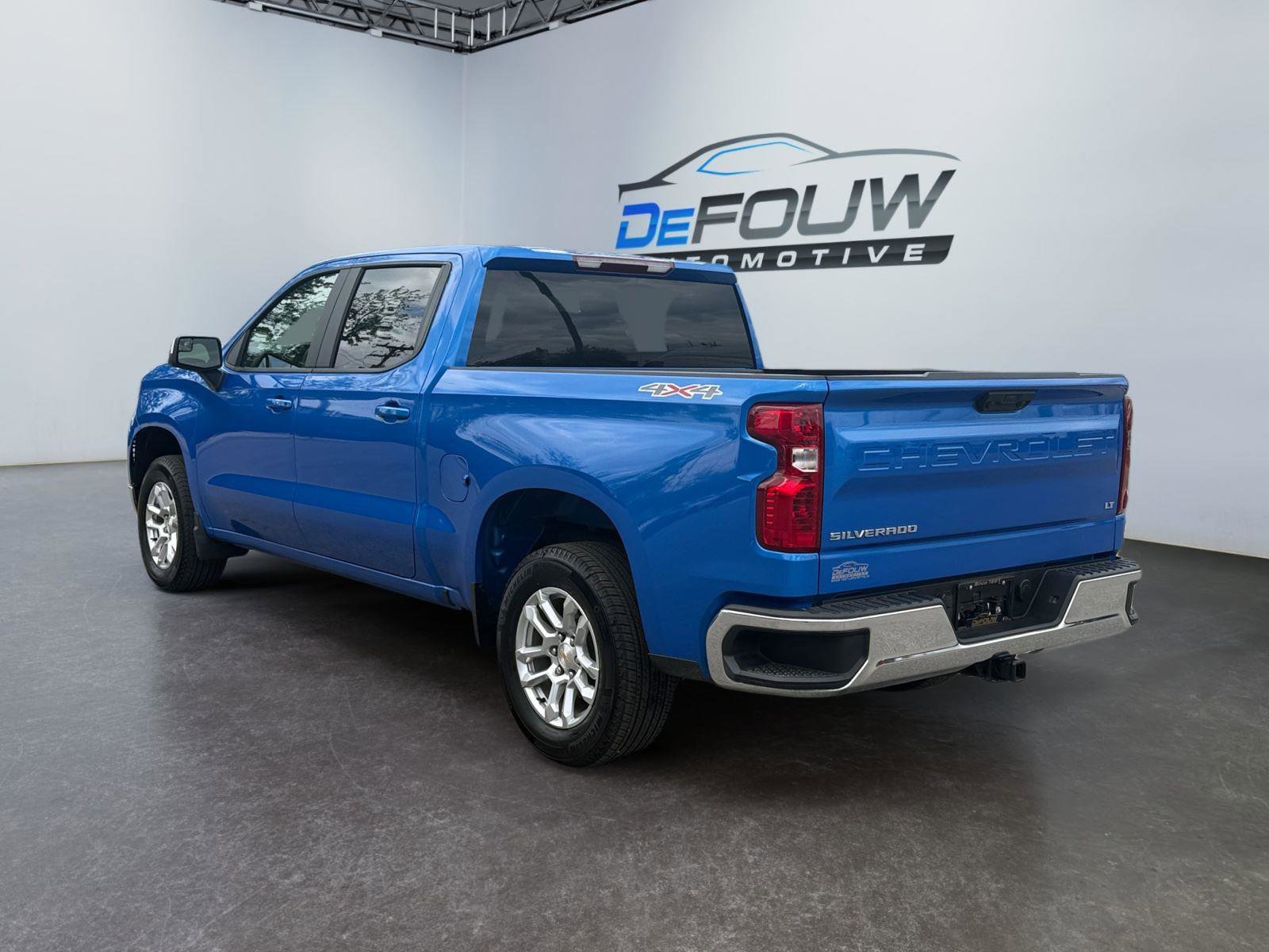 Used 2026 Chevrolet Silverado 1500 LT AWD/4WD image 5