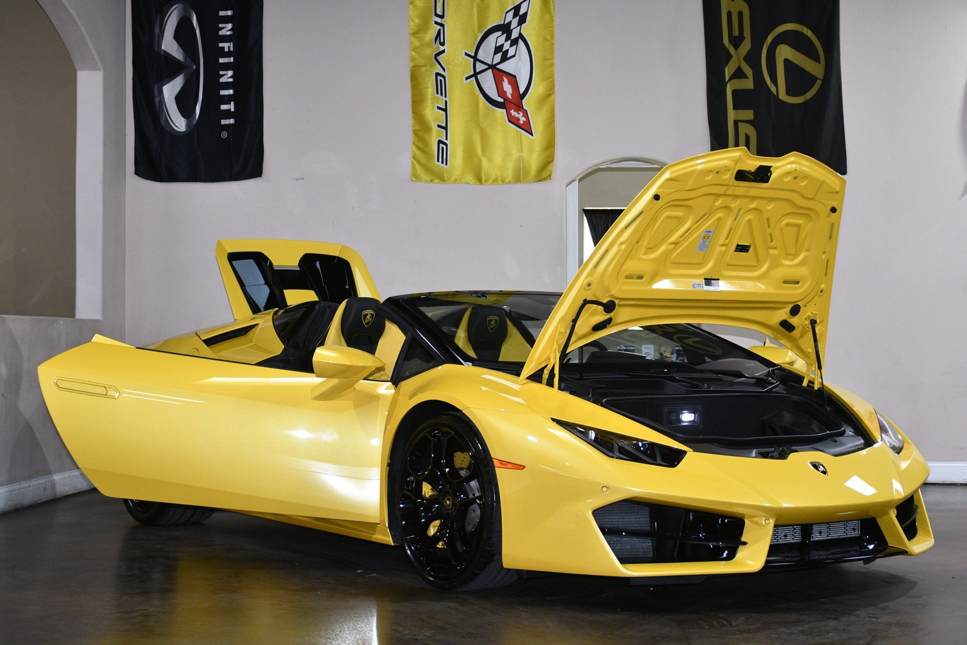 Used 2018 Lamborghini Huracan LP 580-2 image 88