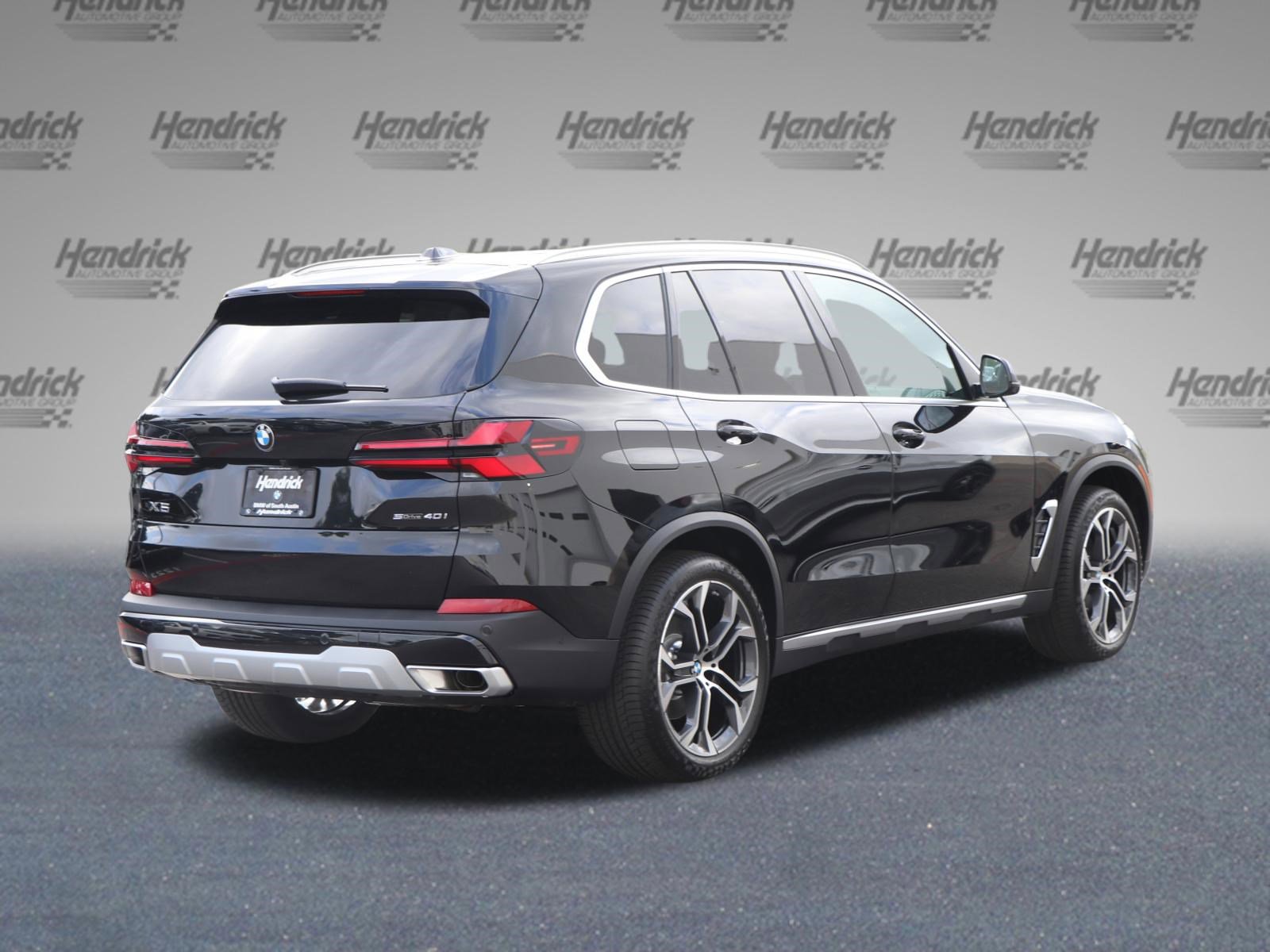 Certified 2026 BMW X5 sDrive40i w/ Climate Comfort Package image 10