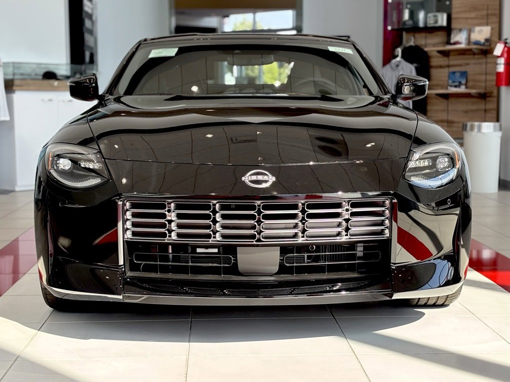 New 2025 Nissan Z Performance w/ Floor Mat Package image 3