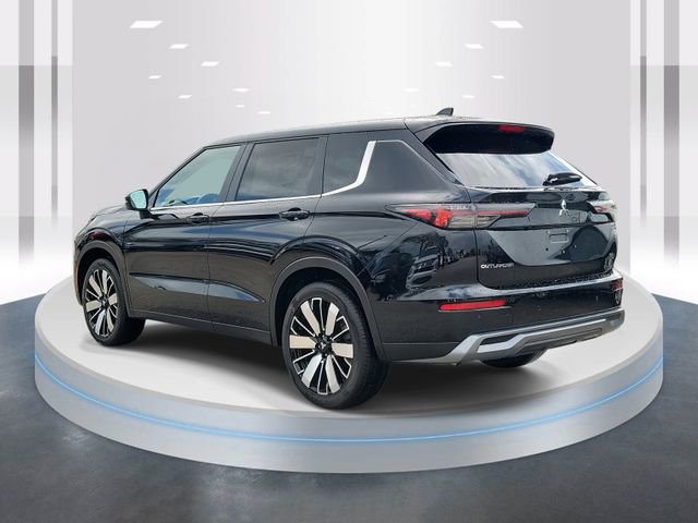 New 2026 Mitsubishi Outlander SE image 4