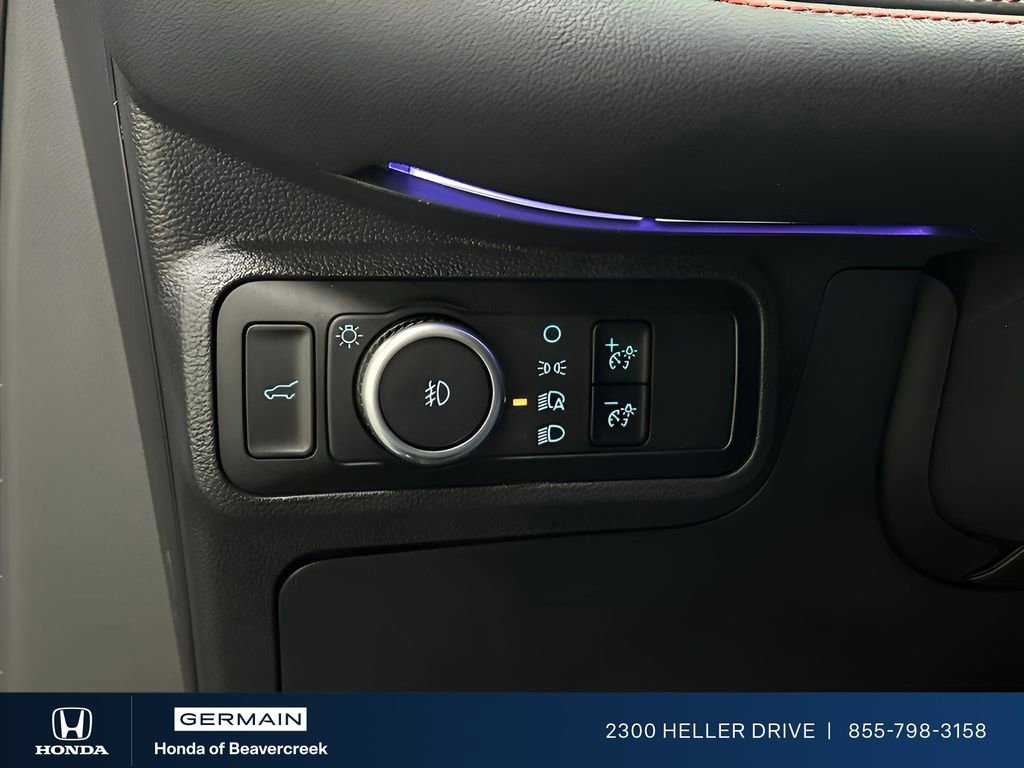 Used 2025 Ford Explorer ST AWD/4WD image 10