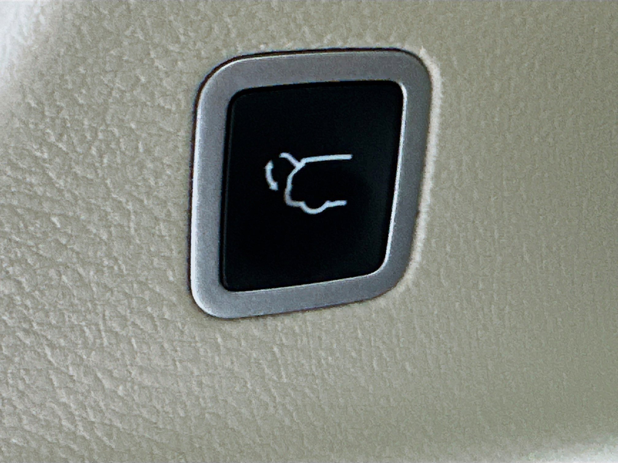 Used 2024 Chrysler Pacifica Touring-L image 30