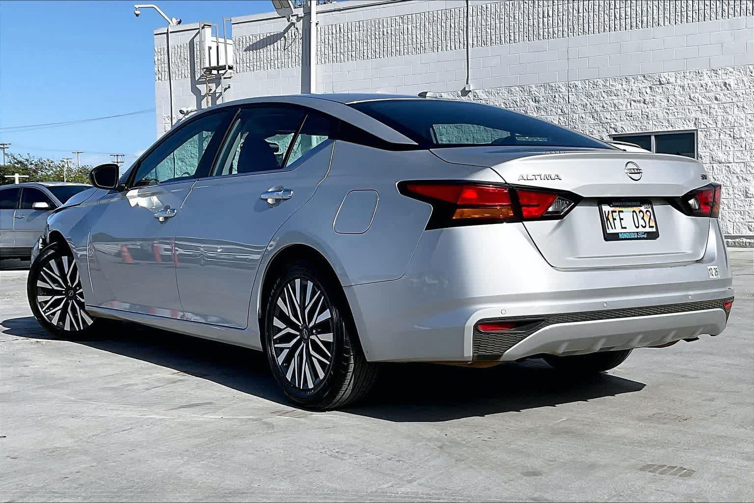 Used 2024 Nissan Altima 2.5 SV FWD image 4