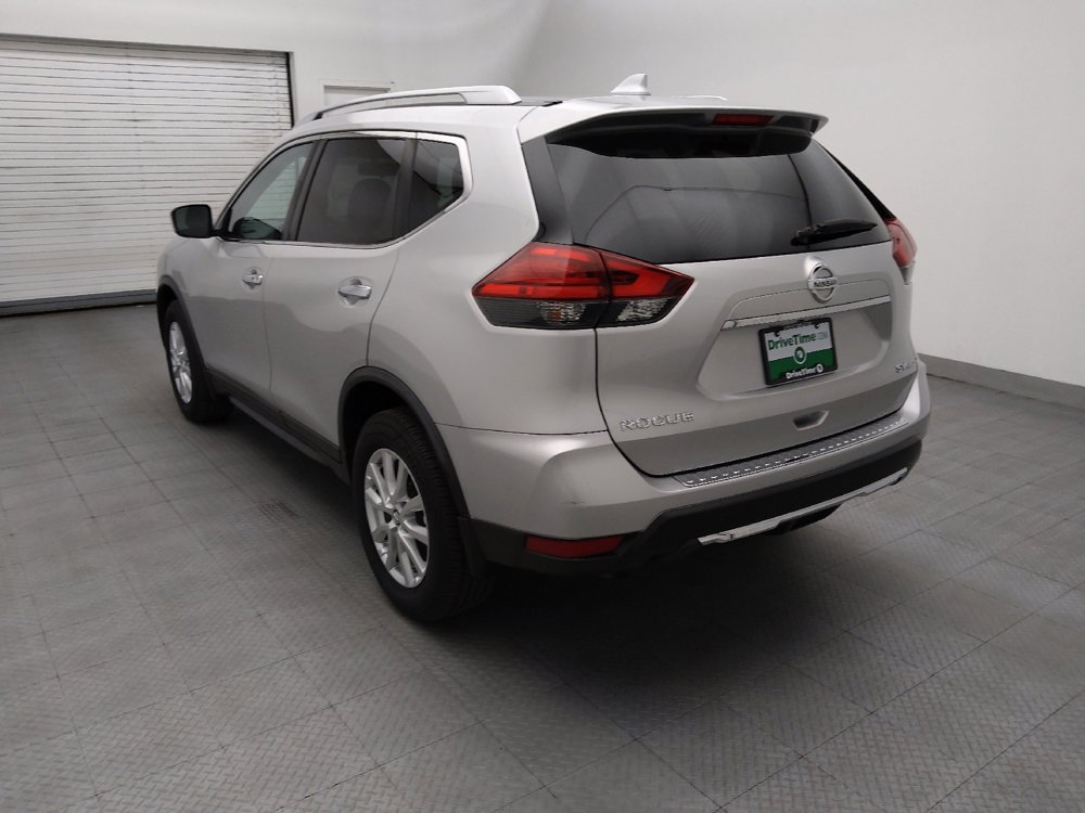 Used 2017 Nissan Rogue SV AWD/4WD image 5