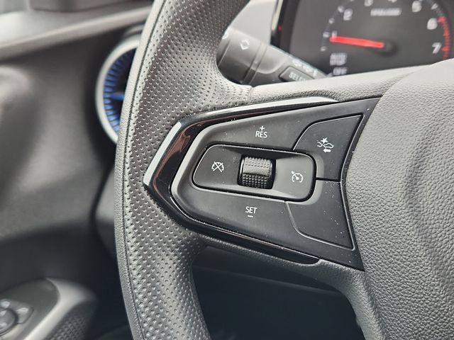 Used 2025 Chevrolet Trax LS FWD image 23