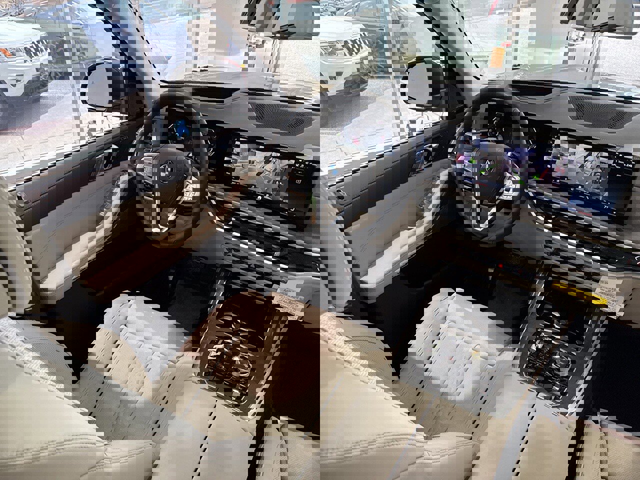 New 2026 BMW X7 xDrive40i image 57