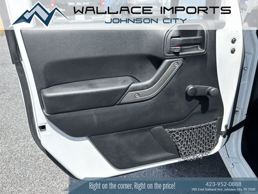 Used 2017 Jeep Wrangler Sport AWD/4WD image 13