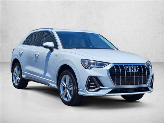 Used 2024 Audi Q3 2.0T Premium Plus w/ Premium Plus Package AWD/4WD image 5