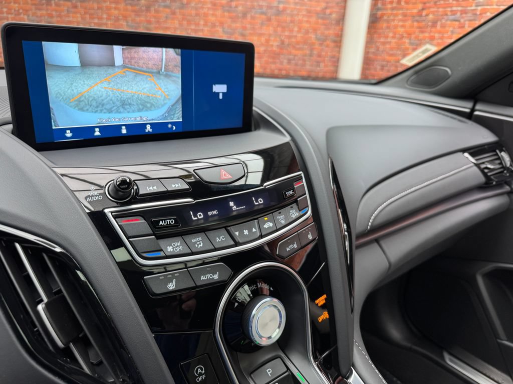 Used 2025 Acura RDX SH-AWD image 22