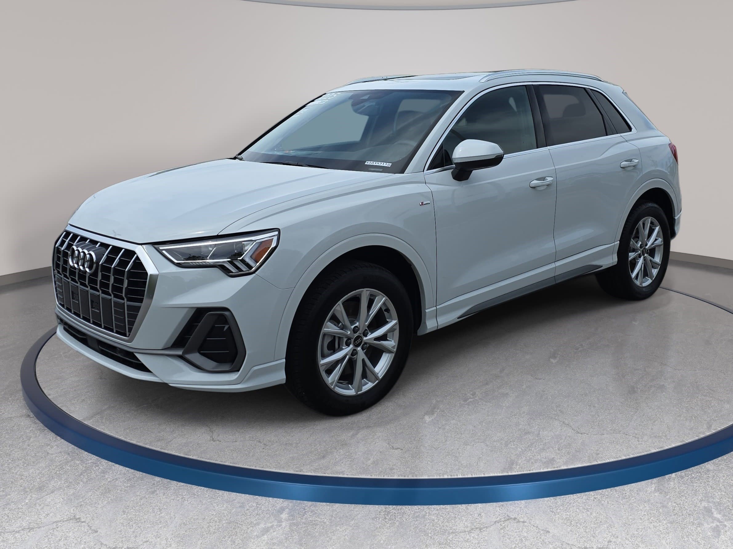 Certified 2025 Audi Q3 2.0T Premium Plus w/ Premium Plus Package image 1