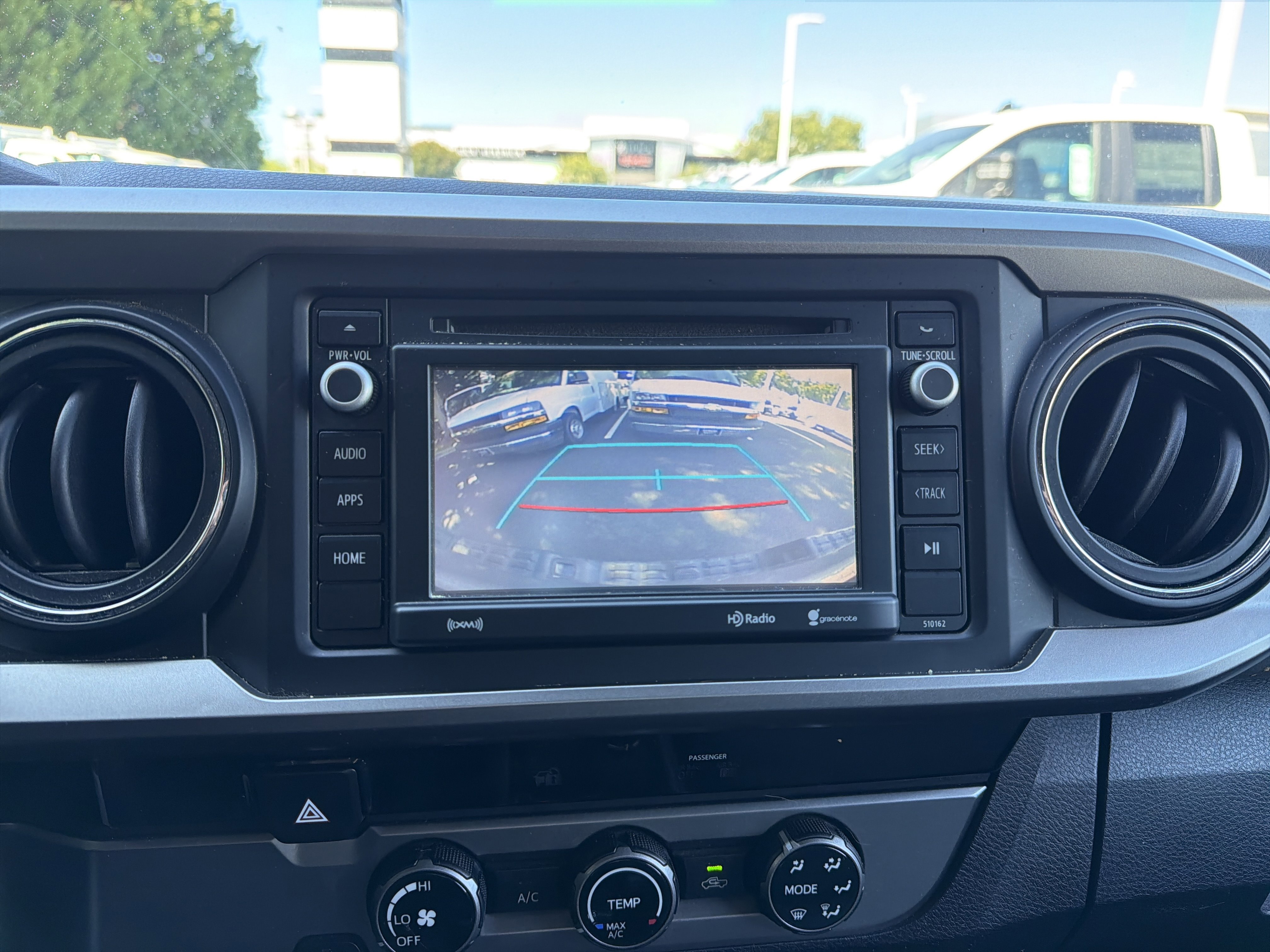 Used 2016 Toyota Tacoma SR5 w/ SR5 Appearance Package (SN) RWD image 25