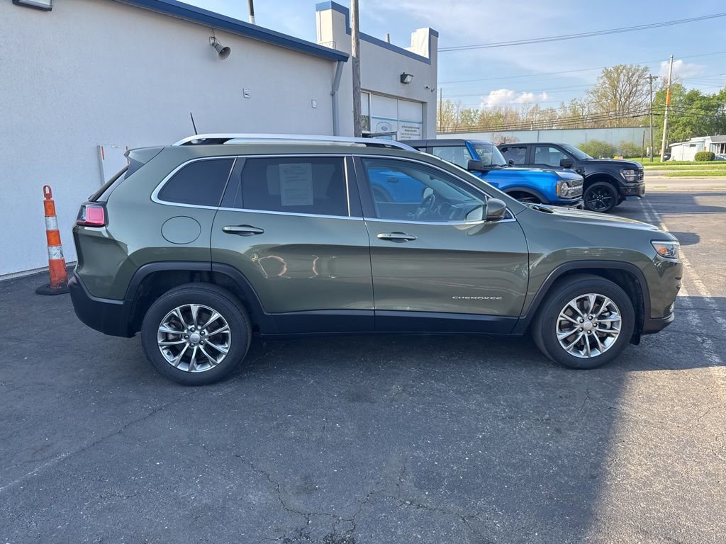 Used 2021 Jeep Cherokee Latitude Lux FWD image 8