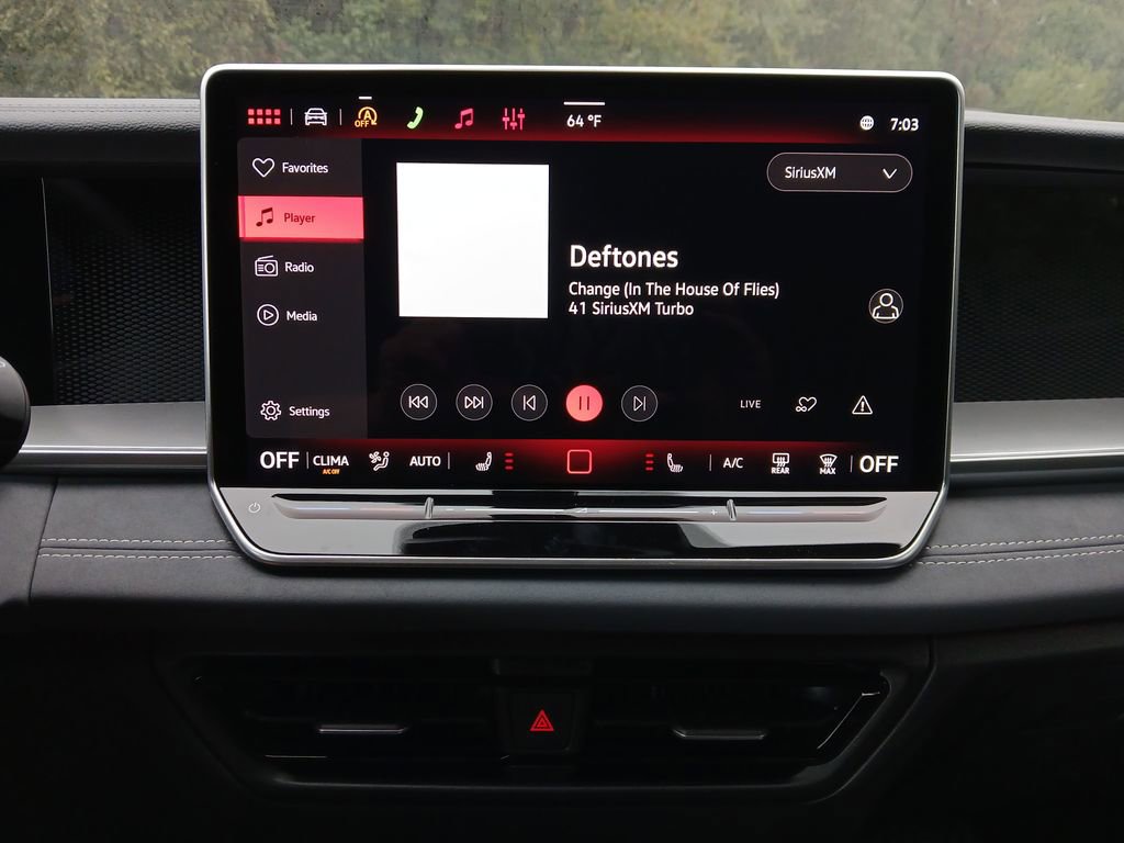 New 2026 Volkswagen Tiguan SE R-Line image 18