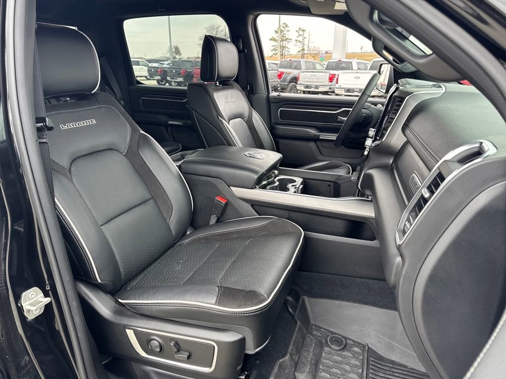 Used 2025 RAM 1500 Laramie w/ Sport Appearance Package image 11