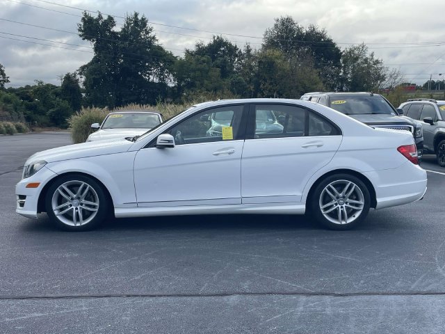 Used 2013 Mercedes-Benz C 300 4MATIC Sedan image 4