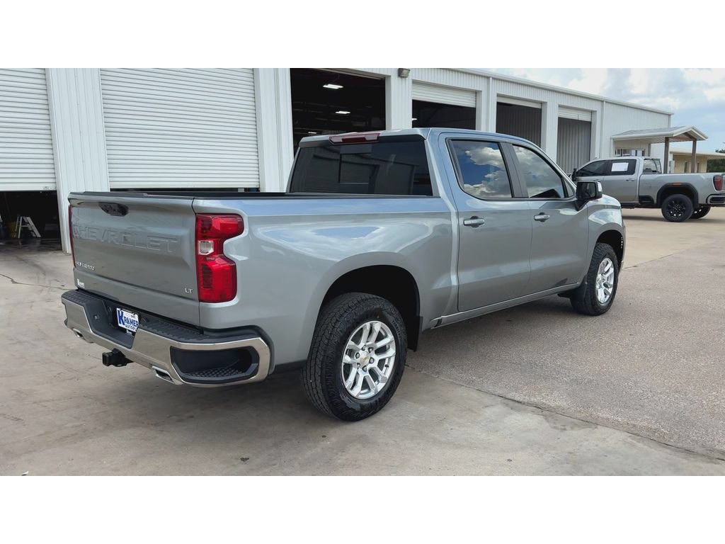 New 2026 Chevrolet Silverado 1500 LT w/ Z71 Off-Road Package AWD/4WD image 8
