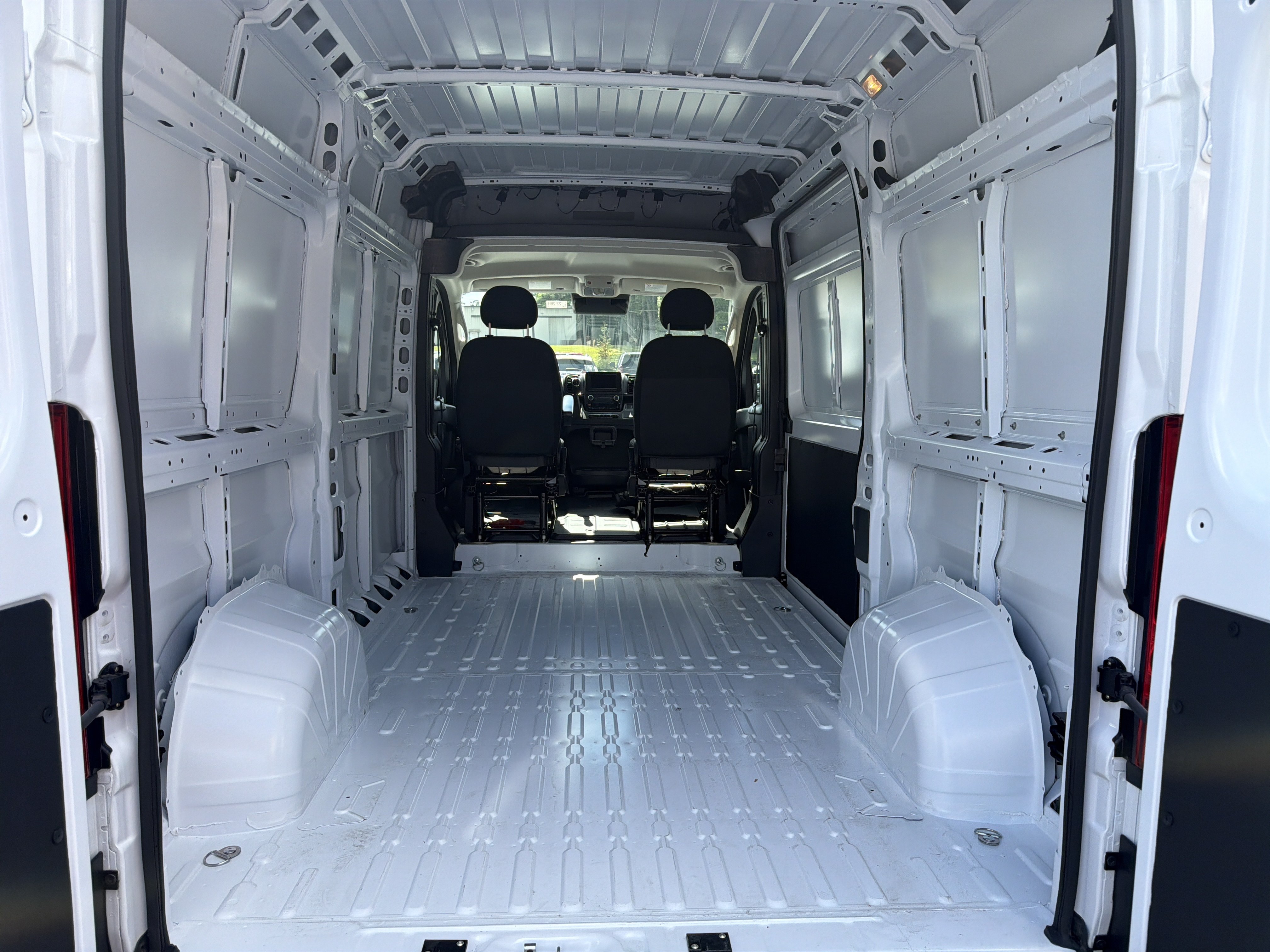 New 2026 RAM ProMaster 1500 FWD image 24