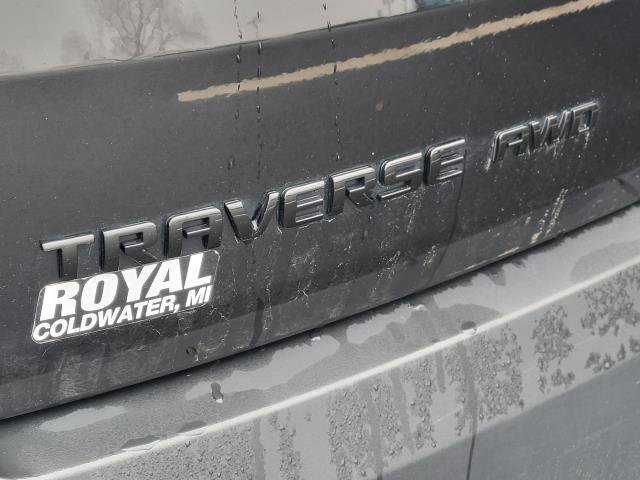 Used 2023 Chevrolet Traverse RS image 6