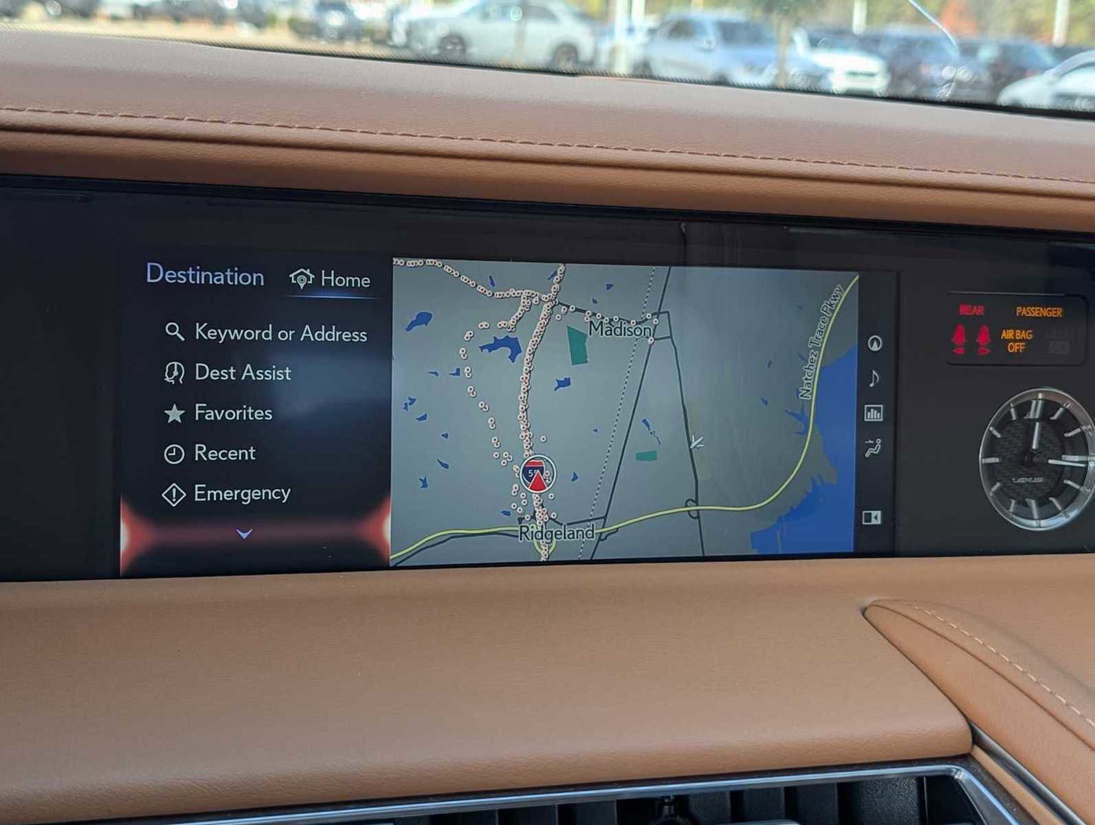 Used 2022 Lexus LC 500 Convertible image 12