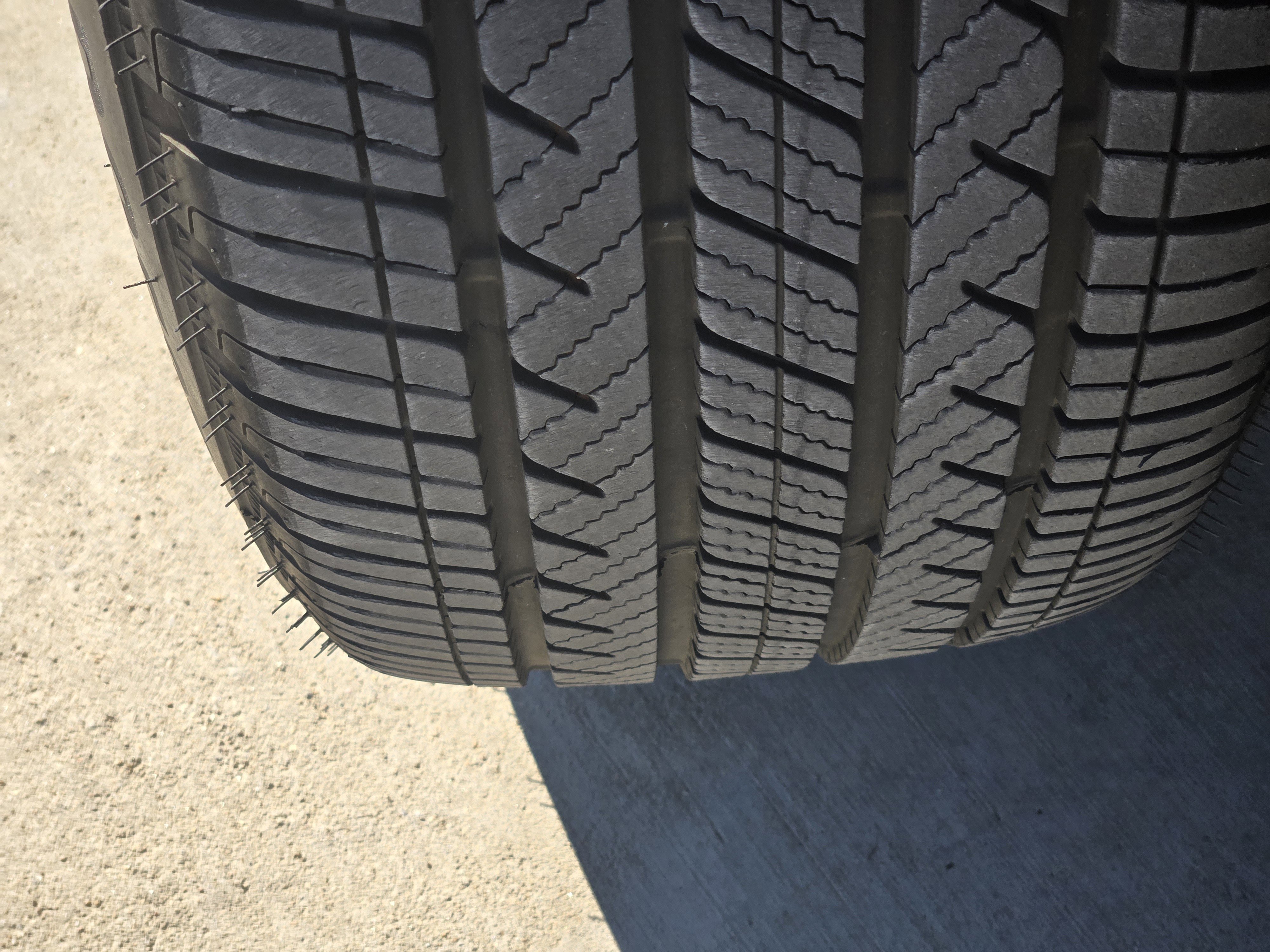 Certified 2025 Acura MDX w/ Technology Package image 19