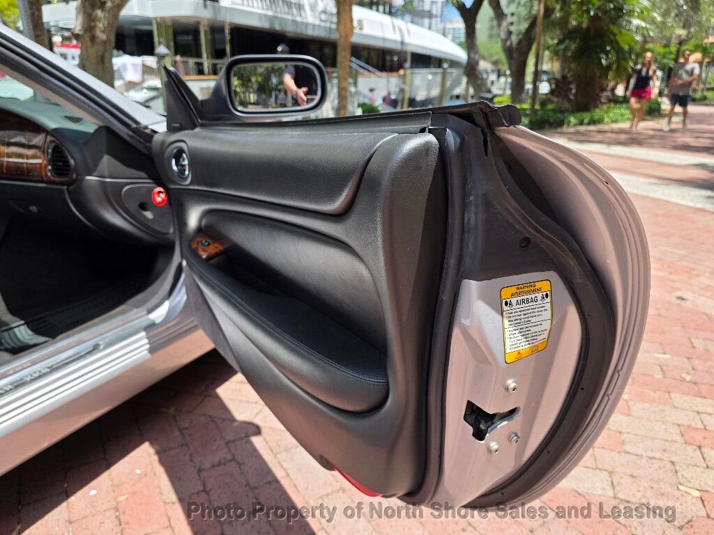 Used 2005 Jaguar XK8 Convertible RWD image 36